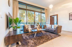 City Views 2BR Close To Burj Khalifa & Dubai Mall, Burj Vista Tower 2, Downtown by Deluxe Holiday Homes